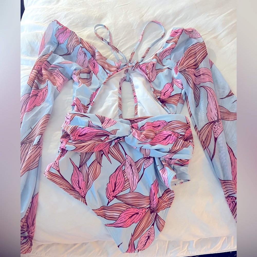 Swimsuit brand new medium